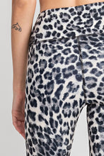 Snow Leopard Print Leggings